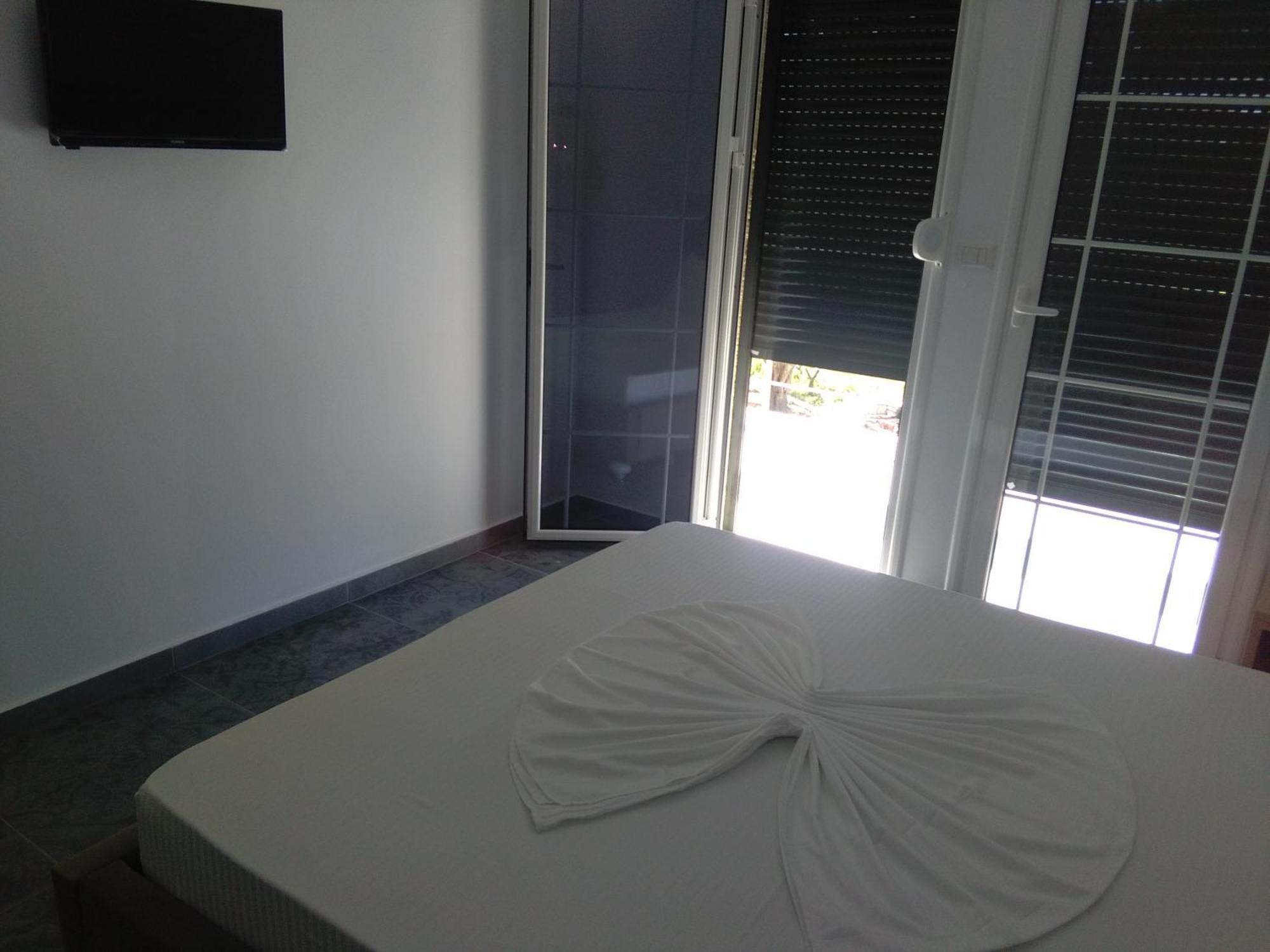 Guest house Solive Himare
