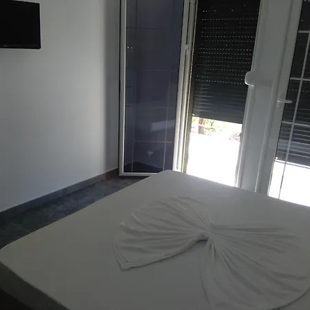 Guest House Solive Himare Exterior photo