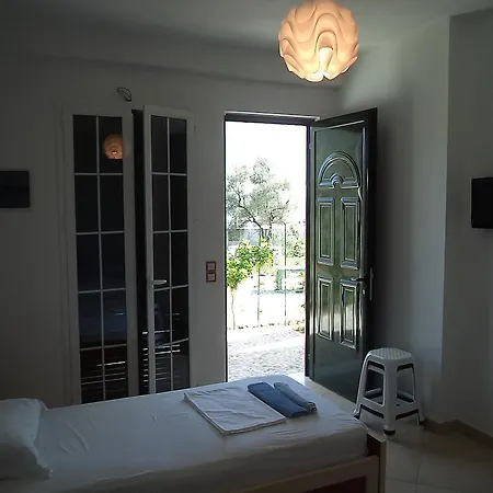 Guest House Solive Himare Exterior photo